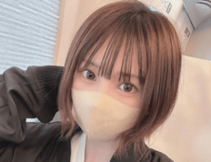 「髪型がそのまんまでウケるw」えなこ、まさかの『名探偵コナン』姿に衝撃！「小学生男子にもなれるなんてすごすぎ！」