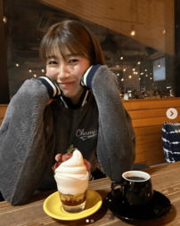 WEST.桐山と“年内結婚報道”の狩野舞子、パートナ―と“鼻ペロ2ショ”で「独身」アピール！