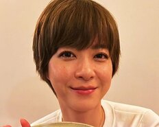 「うわぁ〜可愛い」「じゅりさんに似てません!?」上野樹里、うるうるお目目の“新しい家族”を報告