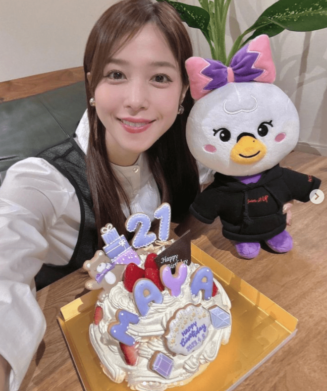 「こんな顔だったっけ？」「あれ別人やろ、さすがに」鷲見玲奈、連日のテレビ出演で“顔面超激変”指摘続出「また美人になったな」の画像