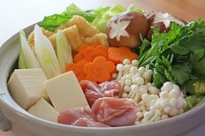 ヘルシーなトマト、豆乳鍋を破ったピリ辛系は？10～30代女子が「今年の冬に食べたい鍋」【トップ5】