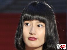 「毎日ギリギリ」橋本愛、必死な自撮りの意味深投稿に心配の声「生きることを手放したりはしない」