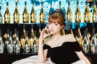 令和No.1キャバ嬢・ひめかが無加工動画で“ほうれい線ゼロ”陶器肌を賞賛され反応…「日々必死よ」明かした意外な悩み