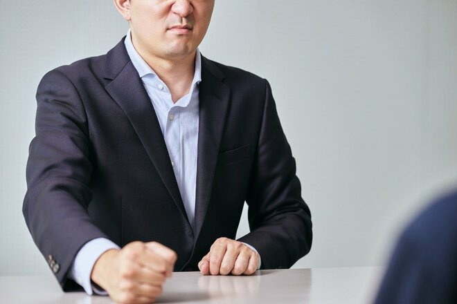 「対人関係で気をつけていること」ランキング、“パワハラ”しないためにも心がけるのは【第4位以下】の画像
