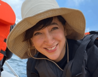 「シワが無さすぎて…」45歳・滝川クリステル“最新マッシュショート姿”の横顔が美しい！「めちゃくちゃ綺麗」