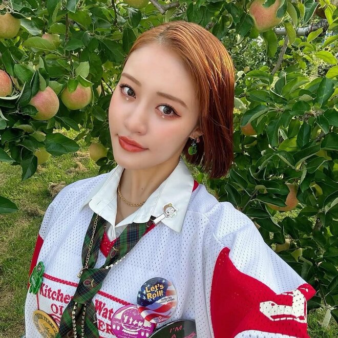 「痩せたのかな？」ビジュ変も話題の王林、水着チラ見せで美スタイル炸裂「ヘルシーな雰囲気大好き」　　の画像