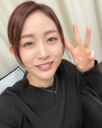 「どんな罰ゲームだよ、これ」新井恵理那が顔面激変！“まろ眉ふう”十二単姿のショットに賛否「チョコプラの松尾さんかと思いました！」