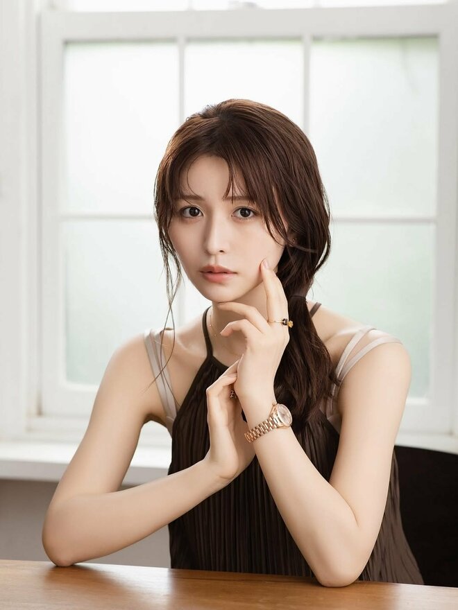 「タトゥーに驚いた芸能人」ランキング、長濱ねるを抑え"肩から二の腕に"衝撃変化アイドルは【トップ3】の画像