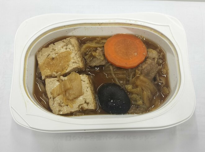 3大コンビニの「一人鍋」が爆ウマ進化していた　グルメプロ絶賛のすき焼き、おでん、ホルモン鍋…厳選6品の画像