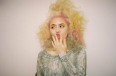 「泣いてしまう」Chara、30歳を迎えた長女・SUMIREに贈る“愛の言葉”が沸騰　激カワ幼少期ショットも公開