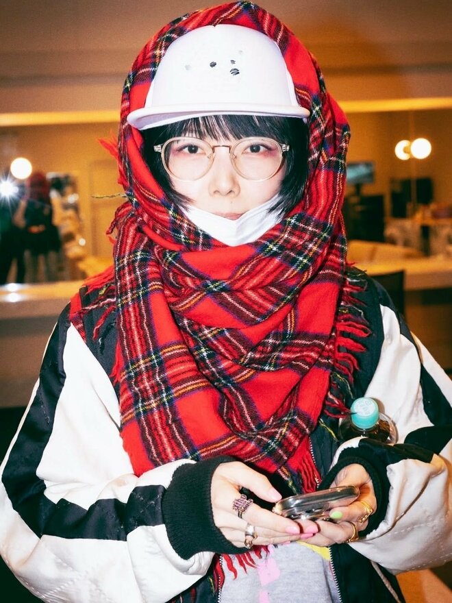 「あれが似合うのは吉田栄作か木村拓哉かaikoだけ」aiko、“年齢不変”のデニムオンデニムコーデ自撮りが沸騰の画像