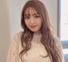 「きれいなお姉さんすぎんか…」野々村真の長女・香音、黒ワンピースの肌見せコーデ姿でオトナ魅力全開！