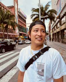 WEST.桐山照史と狩野舞子｢週刊誌に撮ってほしかったんでしょ｣の声も…無防備姿＆愛人と破局の中村芝翫、妻インスタに“しわしわ礼服”で登場【2025年夏休み“夫婦”記事TOP2】