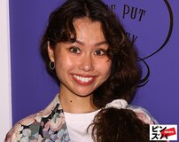 「え、りゅうちぇる」の声も…peco、“ロン毛まとめ髪”の7歳息子とお泊まりディズニー報告「リンクコーデ可愛い」