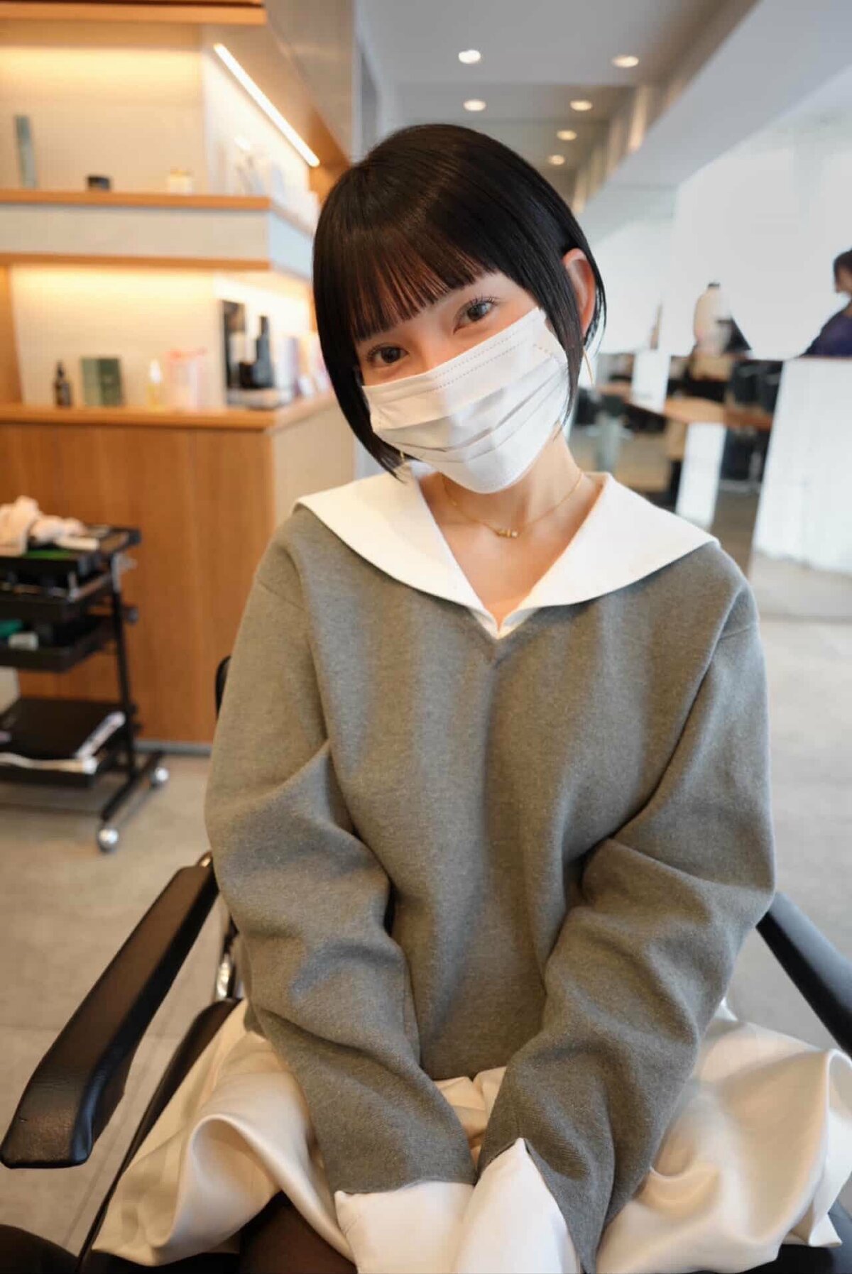 人間 シャンパン タワー レイナ