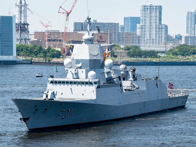 ミサイルフリゲート　フリチョフ・ナンセン級