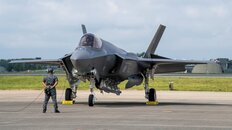 【世界の軍隊  “超”装備図鑑】戦闘機 F-35A（日本）編　軍事フォトジャーナリストが解説