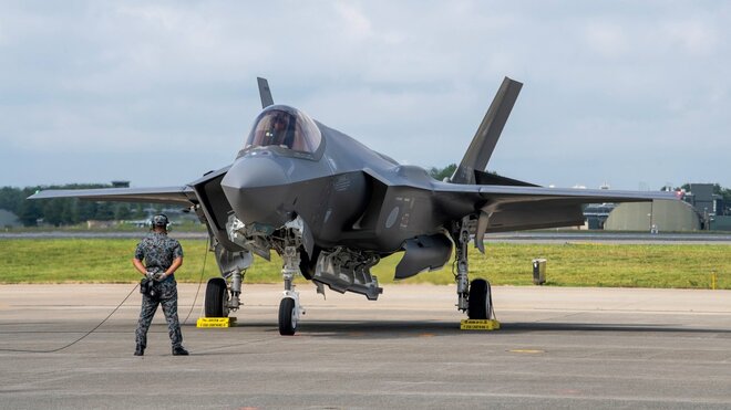 戦闘機　F-35A