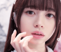 「腹筋綺麗すぎ」桜田ひより、デコ出しポニテ＆ミニ丈トップス姿でほっそりウエスト！「最高すぎます！」