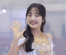 「雪の妖精さんみたい」「まりんしか勝たん」“宇野昌磨と熱愛”の本田真凜、キュートな猫耳ニット帽姿の日テレ『イッテQ』オフショットに「氷上に舞い降りた女神」の声