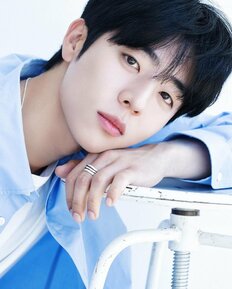 「なんという可愛さ」『Eye Love You』で人気爆発のチェ・ジョンヒョプ、笑顔弾ける“バックハグ動画”に反響