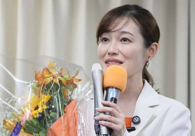 参政党・さや議員、音楽家・塩入俊哉との既婚報道、大量の“匂わせ投稿”と“動画共演”…ラブラブすぎる素顔の画像