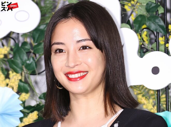 「一瞬 菜々緒さんかと」広瀬すず、赤髪＆薄眉で雰囲気ガラリ　新鮮スタイリングに驚きの声「別人に見える」の画像