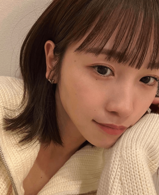 「デコ出しが反則級にかわええ」第2子妊娠中・川栄李奈、ヘアピン&デコだし姿のキュートな近影にファン歓喜「癒されました！」の画像