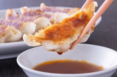 もやし付きあっさり浜松VS焼き・蒸し・揚げ三拍子の宇都宮VS新鮮素材で勝負の宮崎…完全栄養食「餃子戦争の行方」