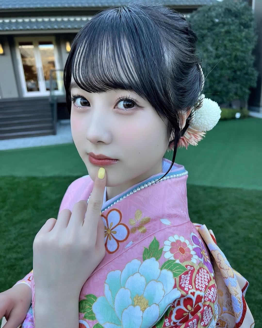 めっちゃ綺麗になって」本田紗来、凛とした大人の表情 ニット めっちゃ綺麗になって」本田紗来、凛とした大人の表情 ニット