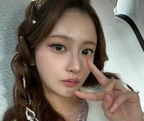 「素敵な夫婦」“芸能人7人の元カノ”小澤美里、イケメン夫との京都旅行ツーショ公開「旦那様若そう」