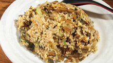 【神奈川・京急川崎】町の中華屋さんで味わう“高菜チャーハン”　「中華料理 パンず亭」のピリ辛風味広がる一皿