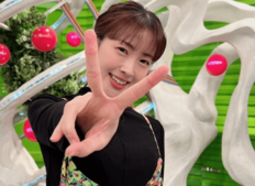 「痩せましたか？」フジ三上真奈アナ、街角散歩中の“おでこ丸出しオフショット”にファン反応「女優さんみたいで綺麗です」「いつもと雰囲気が違いますね～」