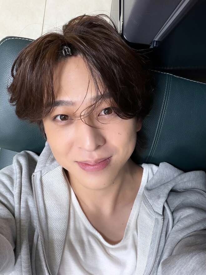 timelesz寺西拓人、7月期ドラマでの“目黒蓮級活躍”を期待する声も…“髪長”自撮り投稿に「反則だな」「鬼かわいい」絶賛の画像