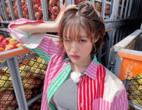 「脚長〜」王林、へそ出しに大胆スリット！スタイル抜群「10変化コーデ」披露