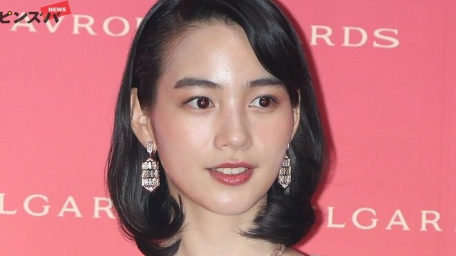 のん・32歳、真紅の妖艶着物姿に「凄い姐御感」「過去一美人」反響　ドラマなど地上波続々で完全復活への画像