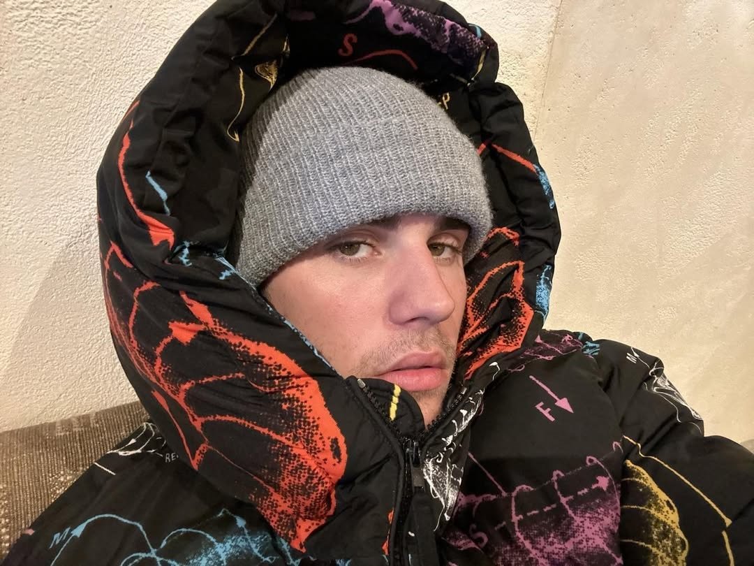 BOZG バンド ラグ 古着 ジャスティンビーバー アーティスト 人物