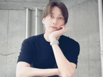 「淋しいな…」神田沙也加さんの元夫・村田充、天国へ旅立った“相棒”しのぶ