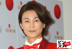 「ドンドン美しく」全身黒ノースリ姿が話題の氷川きよし、『FNS歌謡祭』に続き『24時間テレビ』もど真ん中　芸能界の主役に復活のワケ