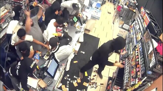 アメリカで集団強盗「フラッシュロブ」が多発、全米被害総額は「14兆円」！駐在員が語る驚きの治安対策と日本に迫る危機の画像