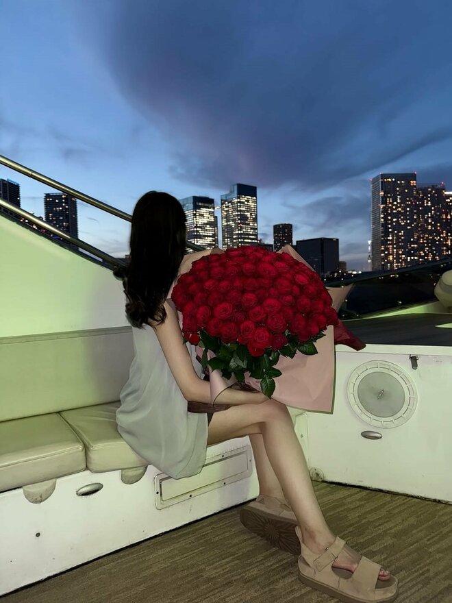 「妻の顔が痛々しいですが」カノックスターの妻、顔面脂肪吸引後のダウンタイム姿で登場「モザイク越しでもわかる可愛さ」の画像