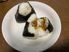 「86円」と「450円」のおにぎり…あなたが買うなら？価格の二極化が食品業界の新潮流に