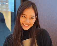 「ちょ、ちょっと透け過ぎでは？」新木優子、ファンの間で“伝説化”した美脚『ディオール』スケスケドレス姿公開！「ふとももが魅力的」