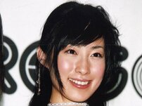 佐藤寛子の「子ども父親実名告白」で話題の43歳俳優＆飲酒で降板の19歳女優も…「踏んだり蹴ったり」特撮ファン憤りの記念作品
