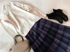 10～30代女子が注目「冬ファッションのマストバイアイテム」、ロングもショートも人気なアウターよりも欲しいのは？【トップ3】