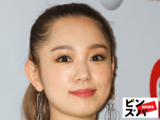 「カワイスギル36歳」一児の母・西野カナ、誕生日を祝うポニテ近影が沸騰「いくつになってもかわいい」