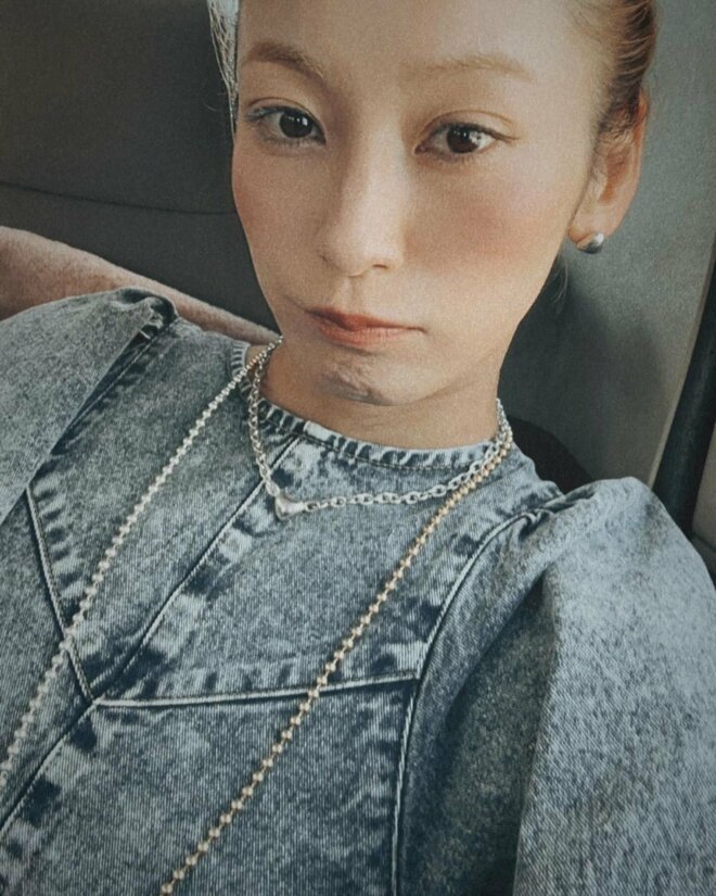 「完全母乳で削げてった」西山茉希、上半身あらわなブラトップ姿で“やつれて激痩せ"指摘に見解の画像