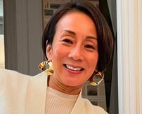 「ツヤツヤのお肌」元フジ・中村江里子、可憐なホルターネックドレス姿のイケメン夫との2ショットがまるで絵画のような美しさ