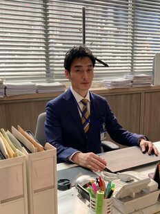 草なぎ剛『罠の戦争』での「ツイッター世界トレンド1位」絶賛の声「2つのシンプルな理由」