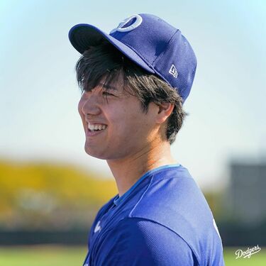 電撃婚・大谷翔平の「お買い物事情」 総額12億円のグローブ寄付を行なう「1000億円スター」に出てきた変化｜ニュース｜ピンズバNEWS